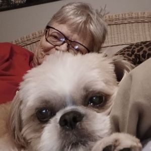 Meet your Posher, Pam